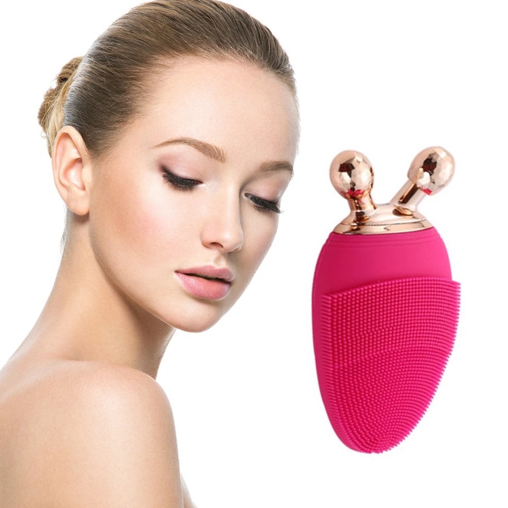Facial cleaning brush